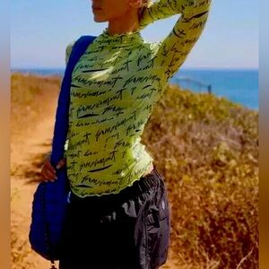 FREE PEOPLE MOVEMENT High Jump Printed Logo Long-Sleeve 🔴